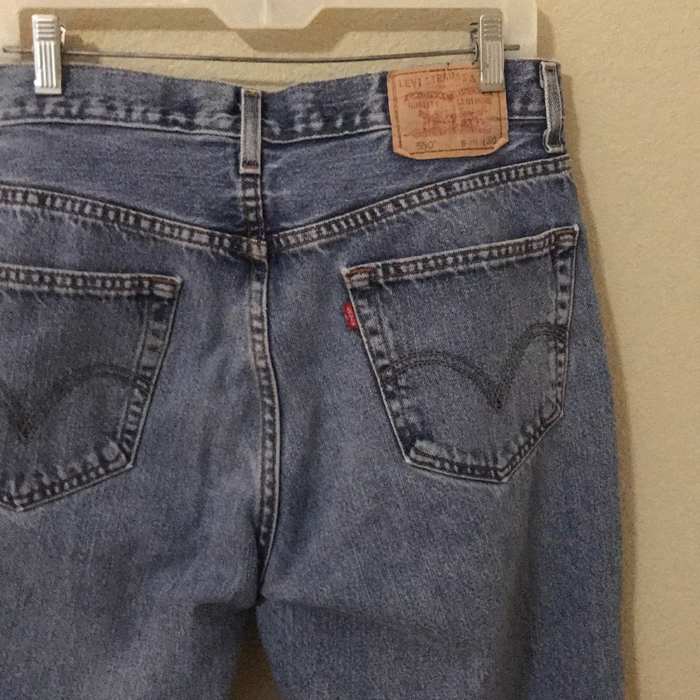Levi’s 550 vintage 34 x 30 nicely worn 100% cotton